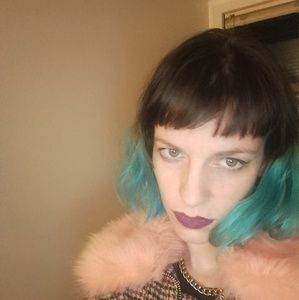 Meet your Posher, Tess